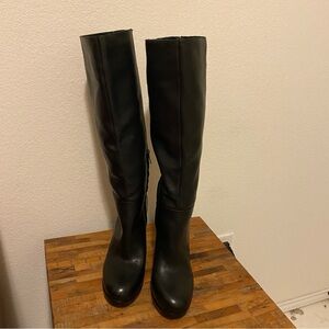 VINCE CAMUTO BLACK BOOTS